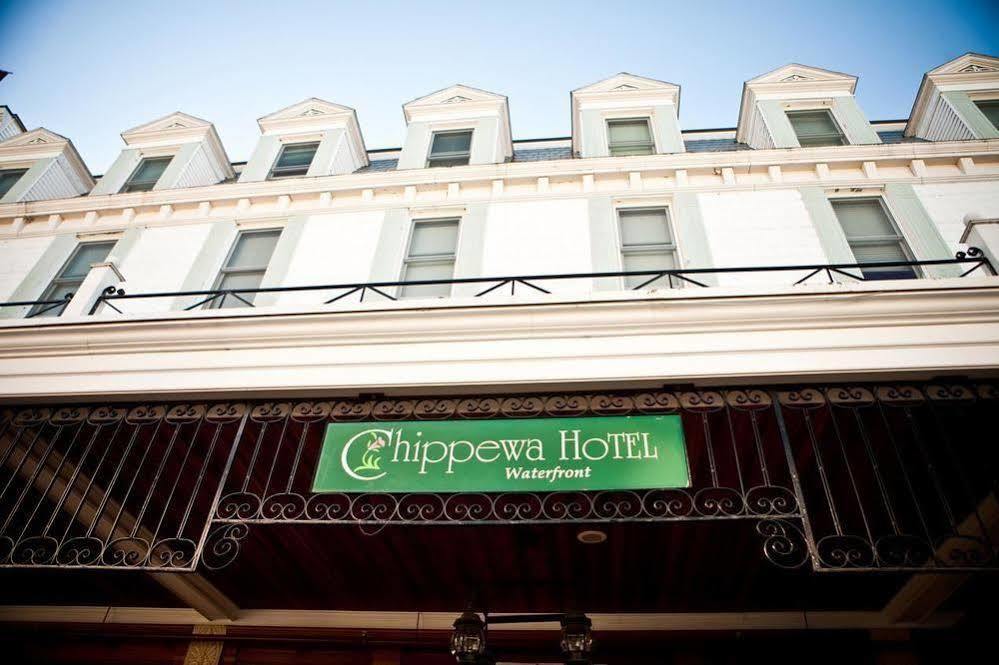 Chippewa Hotel Waterfront แมคคิแนคไอแลนด์ ภายนอก รูปภาพ
